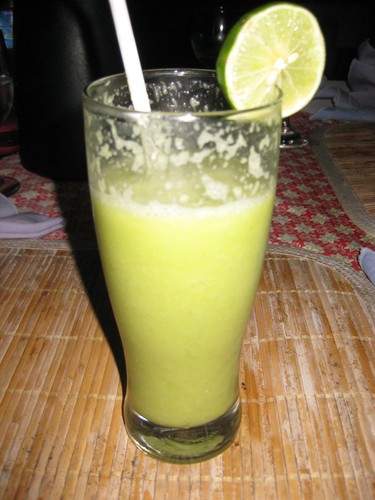 avocado_lemon_juice_at_amed_cafe
