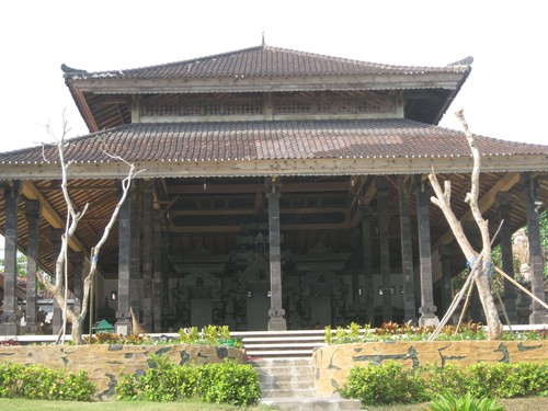 temple_at_Tanah_Lot
